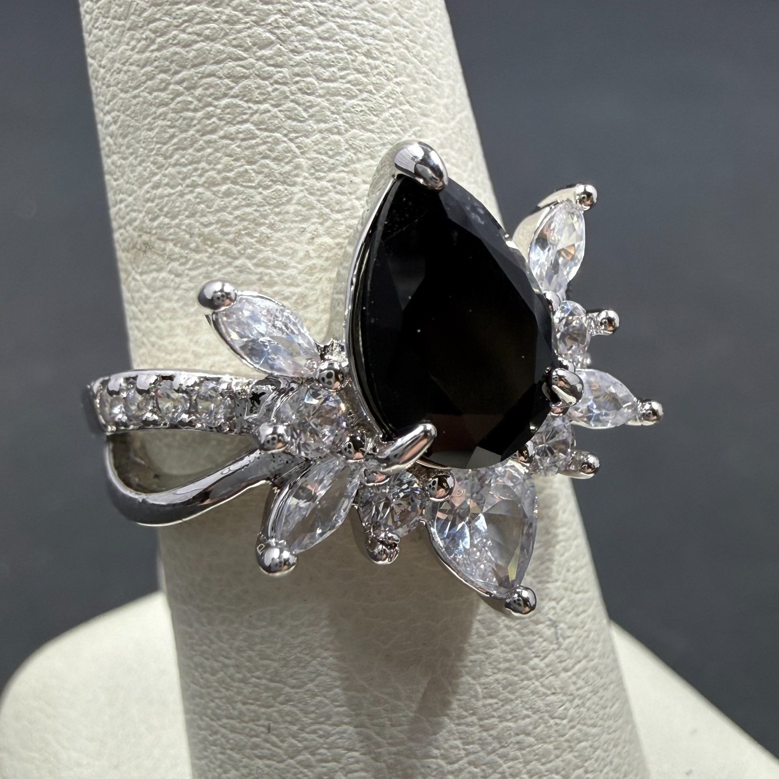 Bomb Party The Spider Ring Unicorn Sz 6 Black Onyx Cz Rbp2467 Rhodium Plated